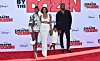 Dwayne Wade sa suprugom, glumicom Gabrielle Unioni djecom Zayom i Kaavijom James na filmskoj premijeri u Hollywoodu u ožujku ove godine