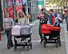 Mirna Medaković Stepinac, Nevena Rendeli, Mak Vejzović i Hrvoje Stepinac s kćerima