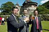 Prinčevi Maximilian, Alois i Constantin na proslavi u palači u Vaduzu 2004.