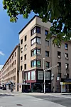 Pločnik je smješten u Međumurskoj 21.