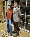 Victoria Beckham u trapericama koje je dizajnirala