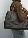Massimo Dutti torba od napa kože (349 eura)