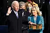 Joe Biden priseže na obiteljsku Bibliju.