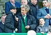 Rod Stewart sa sinovima Alistairom i Aidenom u loži škotskog nogometnog kluba Celtica, čiji su navijači