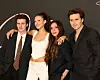 Romeo Beckham, Nicola Peltz Beckham, Victoria Beckham, Brooklyn Beckham na premijeri Nicolina filma 'Lola'