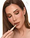 Skin Muse paleta oduševljava zbog baršunaste teksture, vrhunske pigmentacije i intenzivne dugotrajne boje koja ostaje postojana tijekom cijelog dana