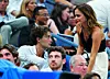 Anni Wintour i Emmi Watson na tribinama se pridružio Oli Green, mlađahni dečko Sienne Miller