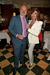 Joan Collins velika je prijateljica s voditeljem Grahamom Nortonom