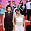 Iskustvo i mladost; slavna Emily Watson i Sara Klimoska
