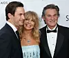 Oliver Hudson 2013. s majkom Goldie Hawn i poočimom Kurtom Russellom