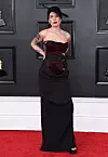 Halsey u haljini Pressiat