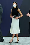 Kraljica Letizia voli jednostavne, ali damske komade.