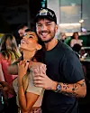I Sandi i njegova supruga Cindy poznati su influenceri koje prate tisuće ljudi na Instagramu i TikToku.