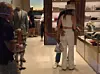 Dan su proveli u lukuznom shoppingu