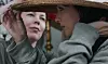 Olivia Colman i Dakota Johnson u filmu 'Mračna kći'