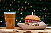 Kućica DEJA MOO, burger dry aged junetina by Meat the King 56 kn, točeno craft pivo 20 kn