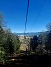 Posebno je iskustvo i panoramska vožnja šesterosjednom žičarom