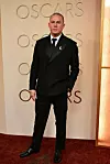 Channing Tatum nosio je Versace crno odijelo s kravatom i