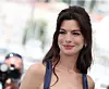 Glumica Anne Hathaway ne robuje trendovima, nego njeguje klasičniji izgled