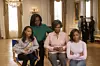 U serijalu The First Lady Maliju igra Lexi Underwood, Viola Davis je Michelle Obama, Regina Taylor je Marion Robinson, a Saniyya Sidney igra Sashu Obama