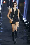 Kaia Gerber na pisti Saint Laurenta