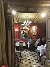 Bar hotela Costes, u kojem se pušta odlična glazba