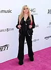 Snažna doza nostalgije u novom albumu Avril Lavigne
