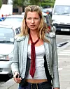 Kate Moss u Londonu 2005. godine Fotografija: Stephen Butler/Shutterstock (522530i)