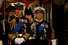Kralj Charles III. i princ Andrew na počasnoj straži uz majčin lijes u Westminsteru