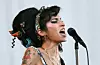 23. srpnja 2011. Amy je pronađena mrtva u svojem stanu u Camdenu.
