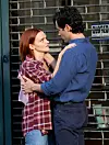 Penn Badgley i Madeline Brewer na snimanju posljednje sezone serije