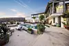 REALTOR/PLANET/PROFIMEDIA