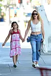 Bethany Joy Lenz i kći