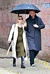 Jennifer Lawrence u zelenoj slip haljini, The Row kožnom baloneru upotpunjenom Phoebe Philo kožnom torbicom