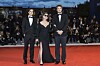 Susan Sarandon sa sinovima Jackom i Milesom Robbinskom u Veneciji 2017.