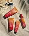 Schwarzkopf Bonacure Sun Protect linija s formulom bez sulfata sadrži šampon, 99 kn, višenamjenski fluid za lakše raščešljavanje, 115 kn, Beach Wave sprej, 115 kn, i masku, 139 kn.