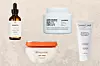 Obavljajuće ulje za njegu kose s jojobom Philip B.; Net-a-Porter (330 kn)/ hranjiva maska za suhu i osjetljivu kosu Kérastase Nutritive Masquintense (228 kn)/ tretman koji vraća kosi elastičnost, snagu i sjaj Hydrate Mask Authentic Beauty Concept (259 kn)/ njegujući šampon za kosu Leonor Greyl (262 kn)