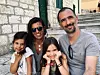 Emina i Daniel s kćerima Irmom i Belom