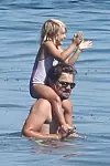 Malibu, CA - *EXCLUSIVE* - Leonardo DiCaprio cools off in the ocean while enjoying a fun summer day at the beach with his family in Malibu. BACKGRID USA 14 AUGUST 2020,Image: 552613012, License: Rights-managed, Restrictions: , Model Release: no, Credit line: RMBI / BACKGRID / Backgrid USA / Profimedia