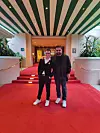Domaćin u L.A.-u mu je bio Carlo Pokos, umirovljeni časnik američke vojke, inače rođeni Zagrepčanin