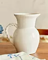 Bijeli vrč 845 eura)