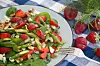 Salata s jagodama, špinatom i šparogama