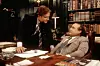 Prvi film režirao je Danny Devito te preuzeo i ulogu odvjetnika i prijatelja para: u početku zastupa Olivera, lik Michaela Douglasa
