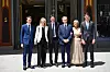 Bernard Arnault sa suprugom Helene i djecom - Fredericom, Delphine, Antoineom i Alexandreom