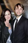 Vincent Kartheiser i Alexis Bledel.