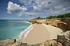 Cupecoy Beach se sastoji od mnogo malih skrivenih uvala