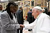 Papa Franjo i Whoopi Goldberg