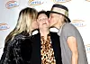 Kelly i Sharon Stone s majkom 2012.godine