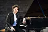 U listopadu je naš nagrađivani pijanist nastupio u Koncertnoj dvorani Vatroslava Lisinskog sa Zagrebačkom filharmonijom.