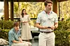 Sam Nivola, Sarah Catherine Hook i Patrick Schwarzenegger u seriji 'Bijeli lotos'